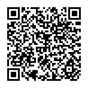 QR Code for Communications And Political Development